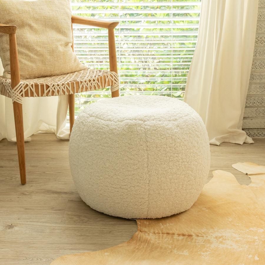 Ellis - Small in White Sherpa