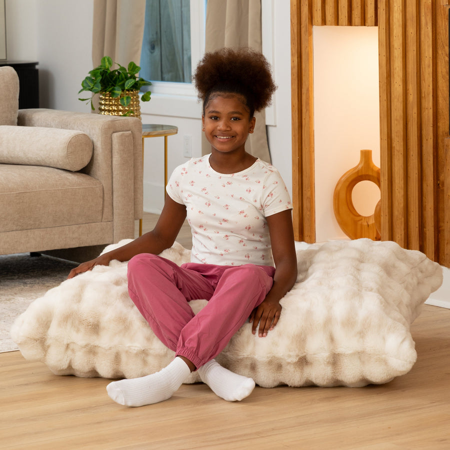 CrashPuff by Raven-Symoné in Phantom Cream Faux Fur