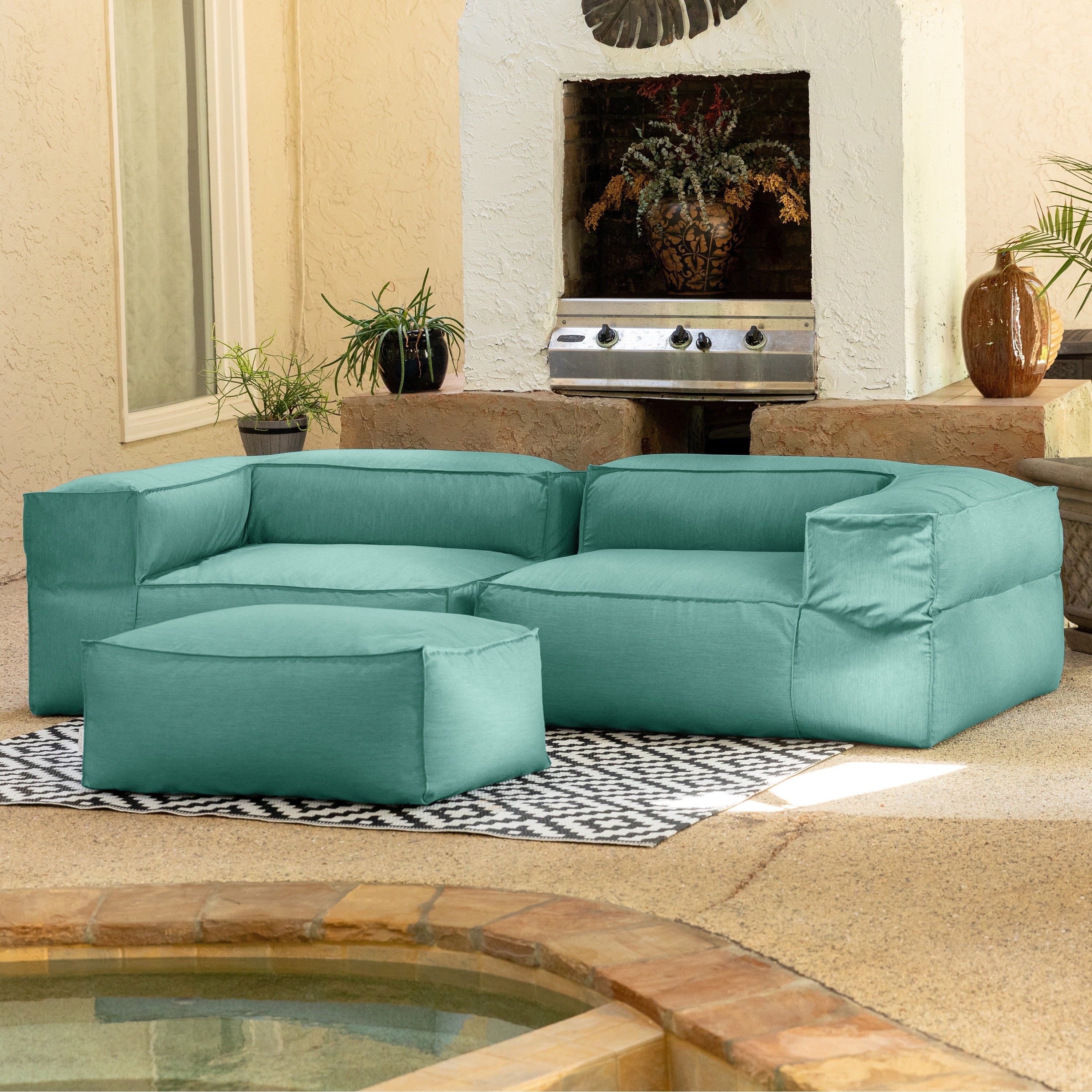 Baya Outdoor Collection