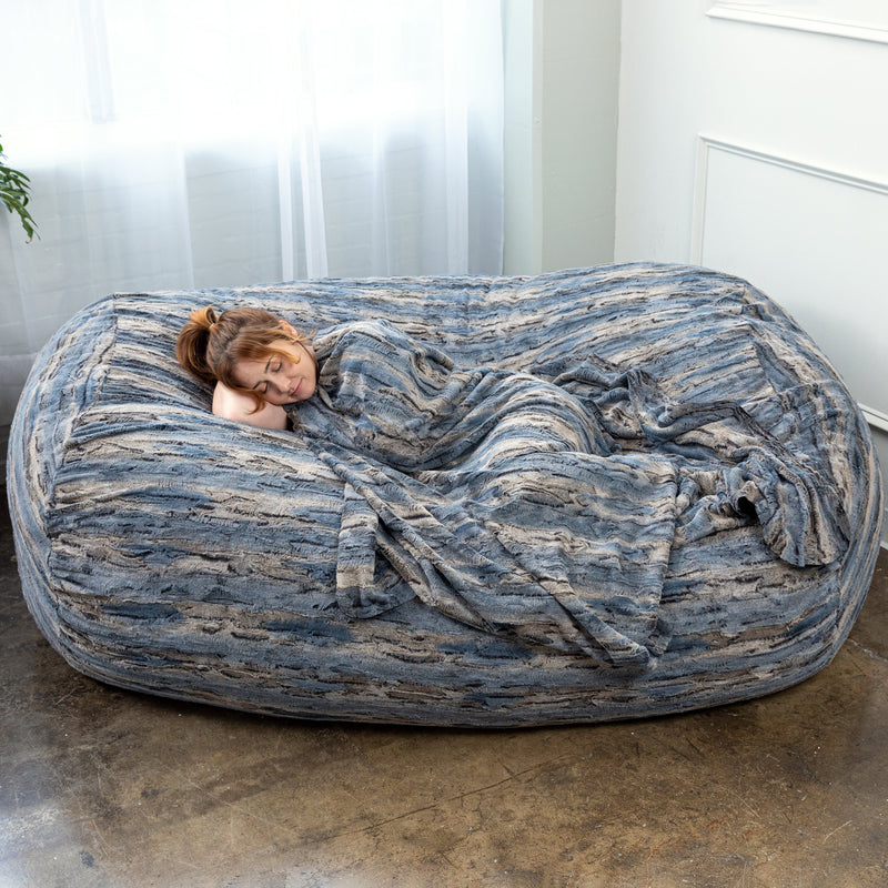 Lounger 7 in Navy Microsuede