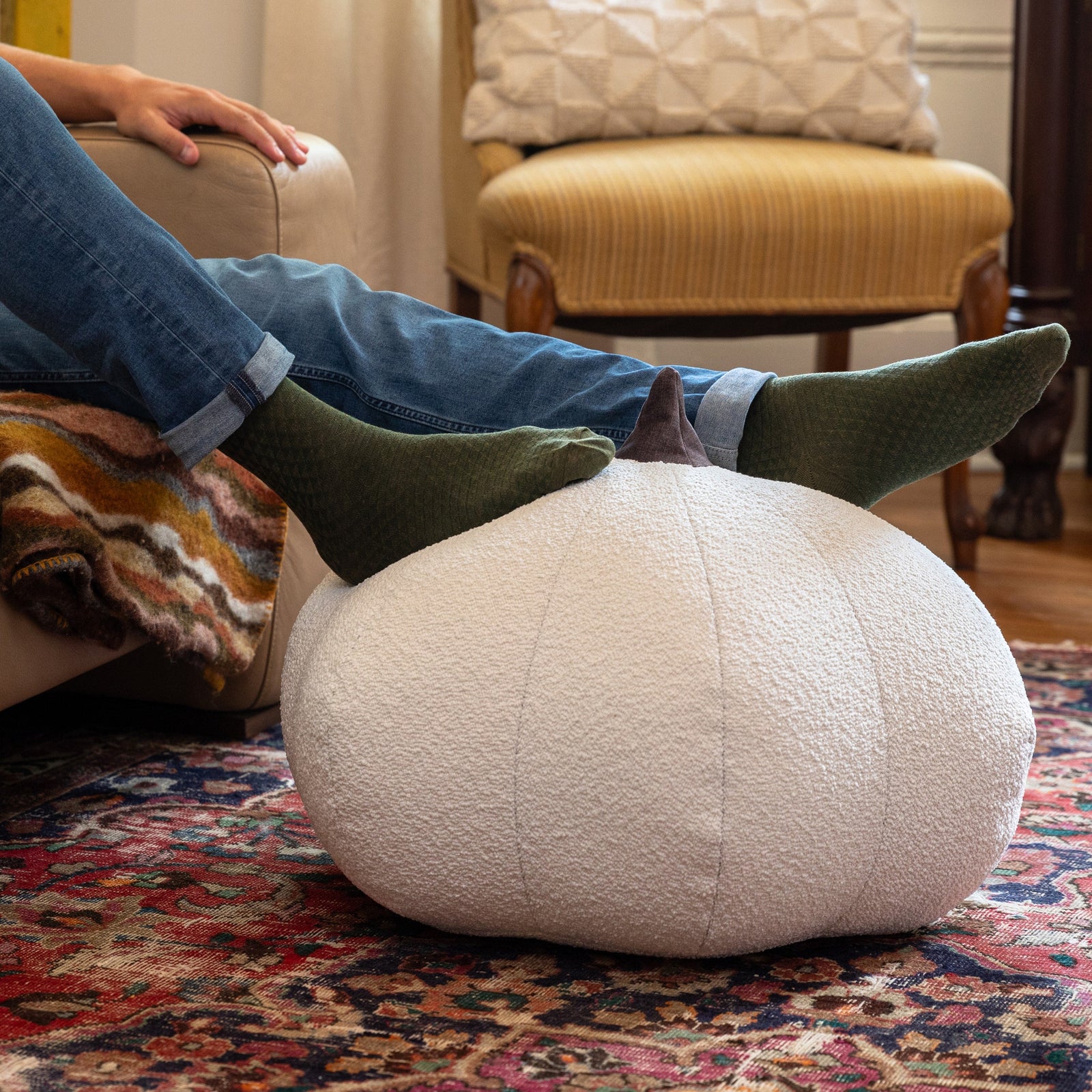 Pumpkin Pouf in White Boucle