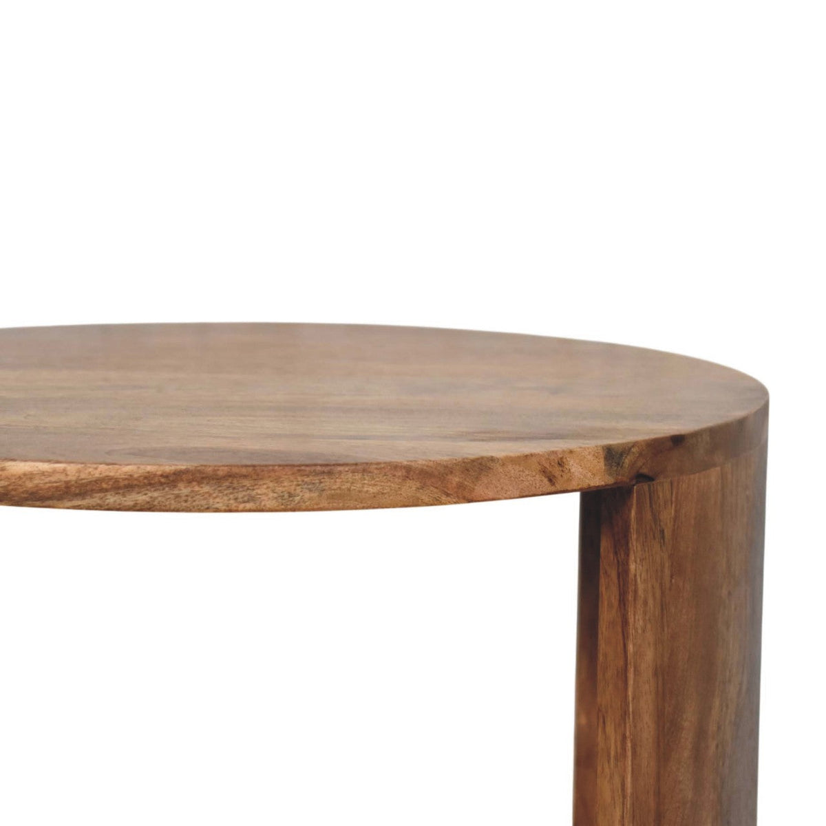 Detail of the Ventura tabletop edge