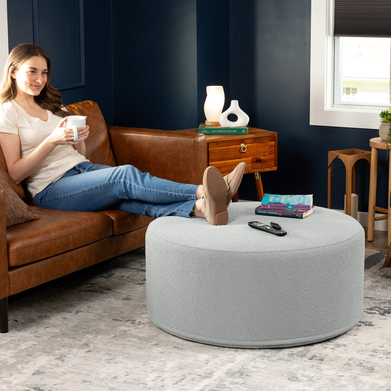 Candler 3 in Silver Boucle