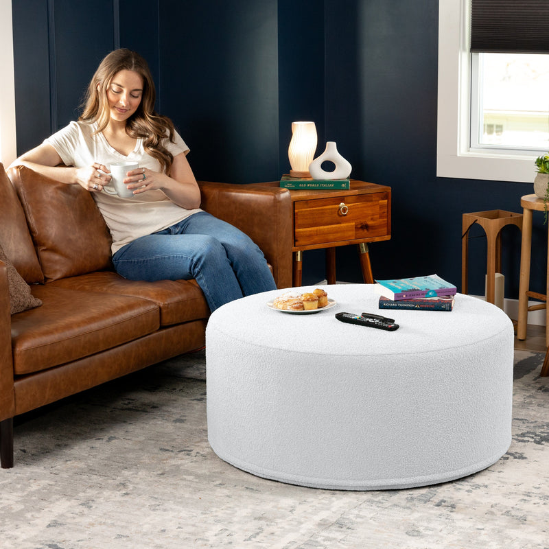 Candler 3 in White Boucle