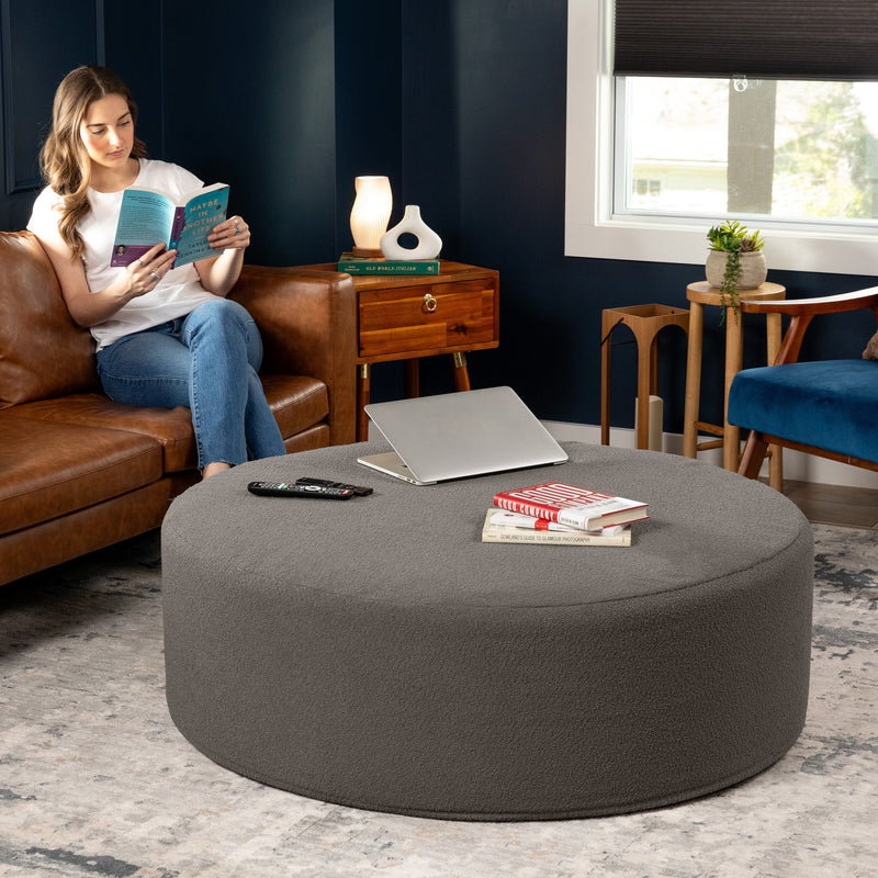 Candler 4 in Dark Gray Boucle