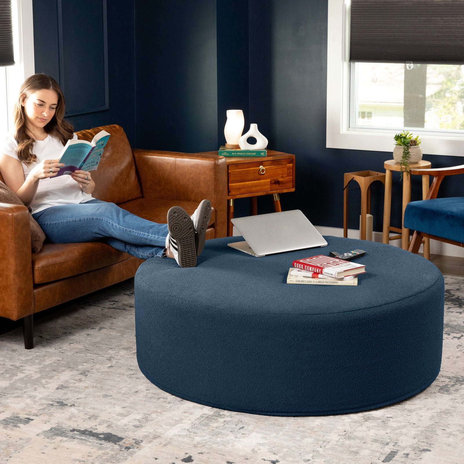 Candler 4 in Navy Boucle