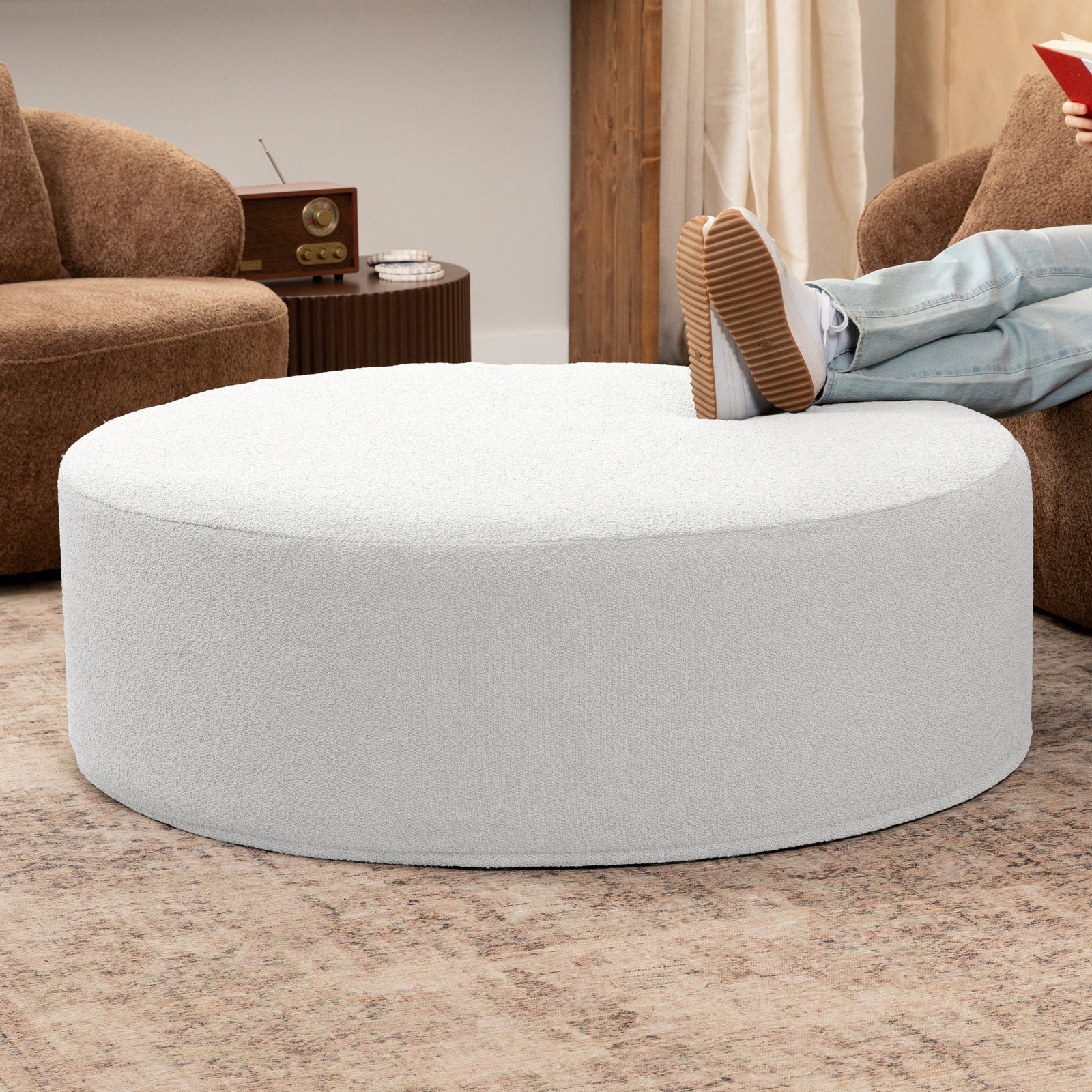 Candler 4 in White Boucle