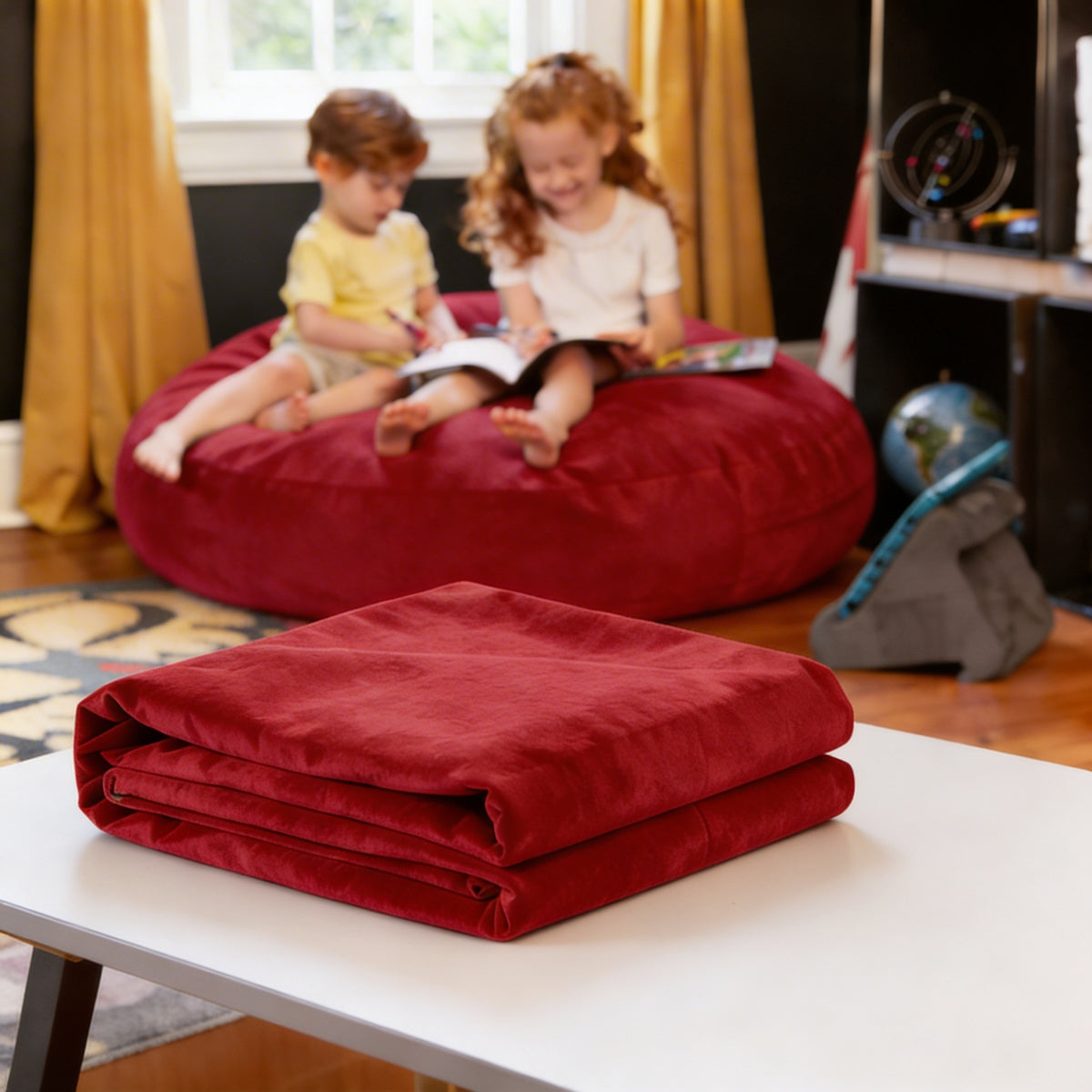 Cocoon 4 Refresh™ in Red Microsuede