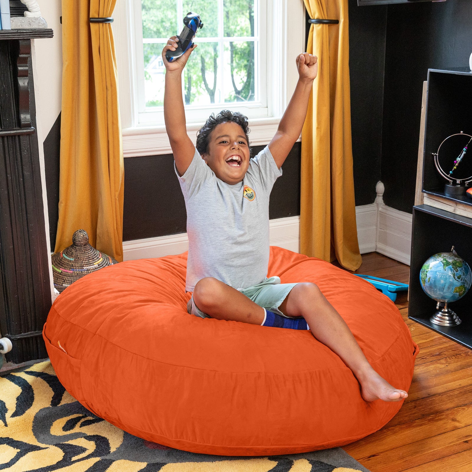 Cocoon 4 in Orange Microsuede