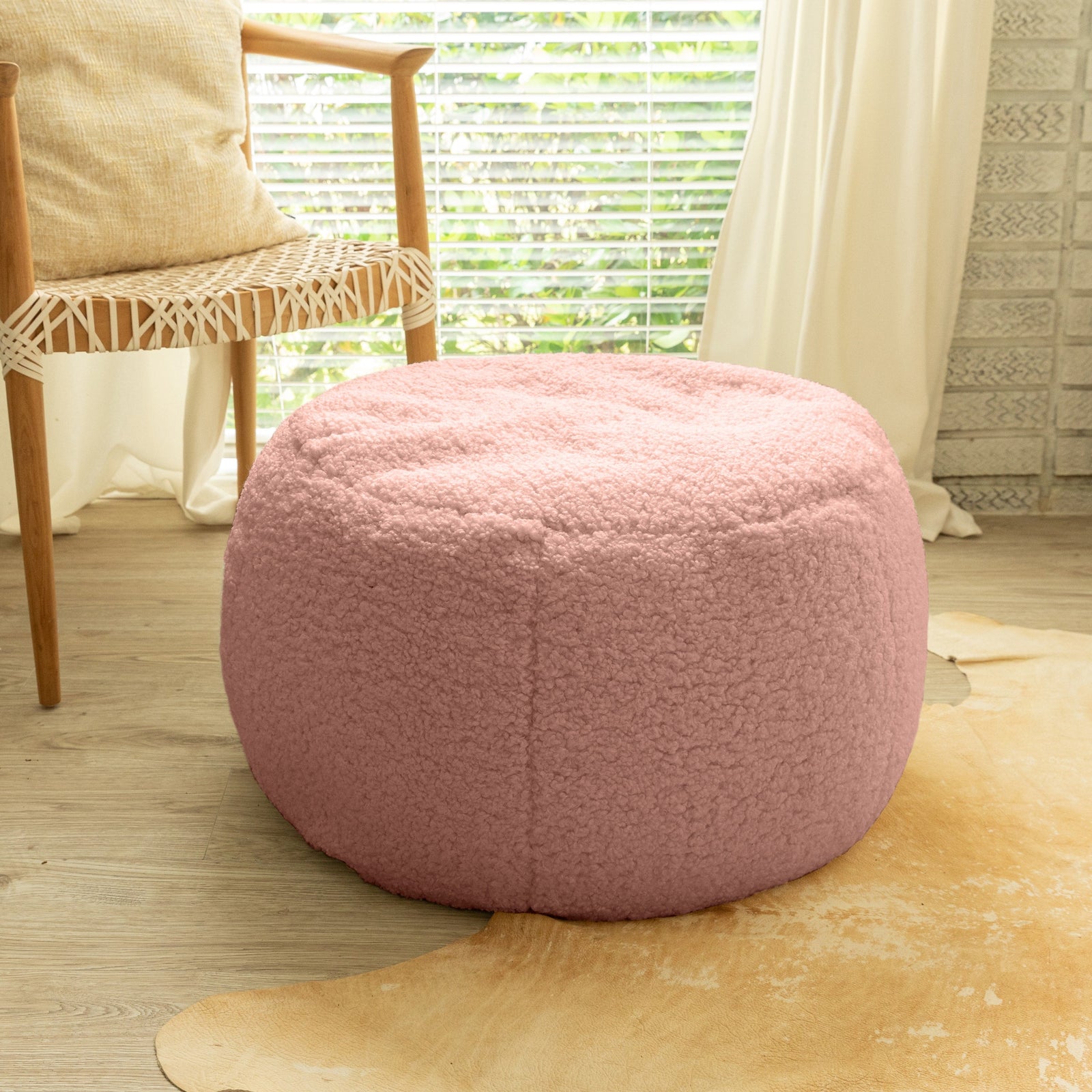 Ellis - Medium in Pink Sherpa