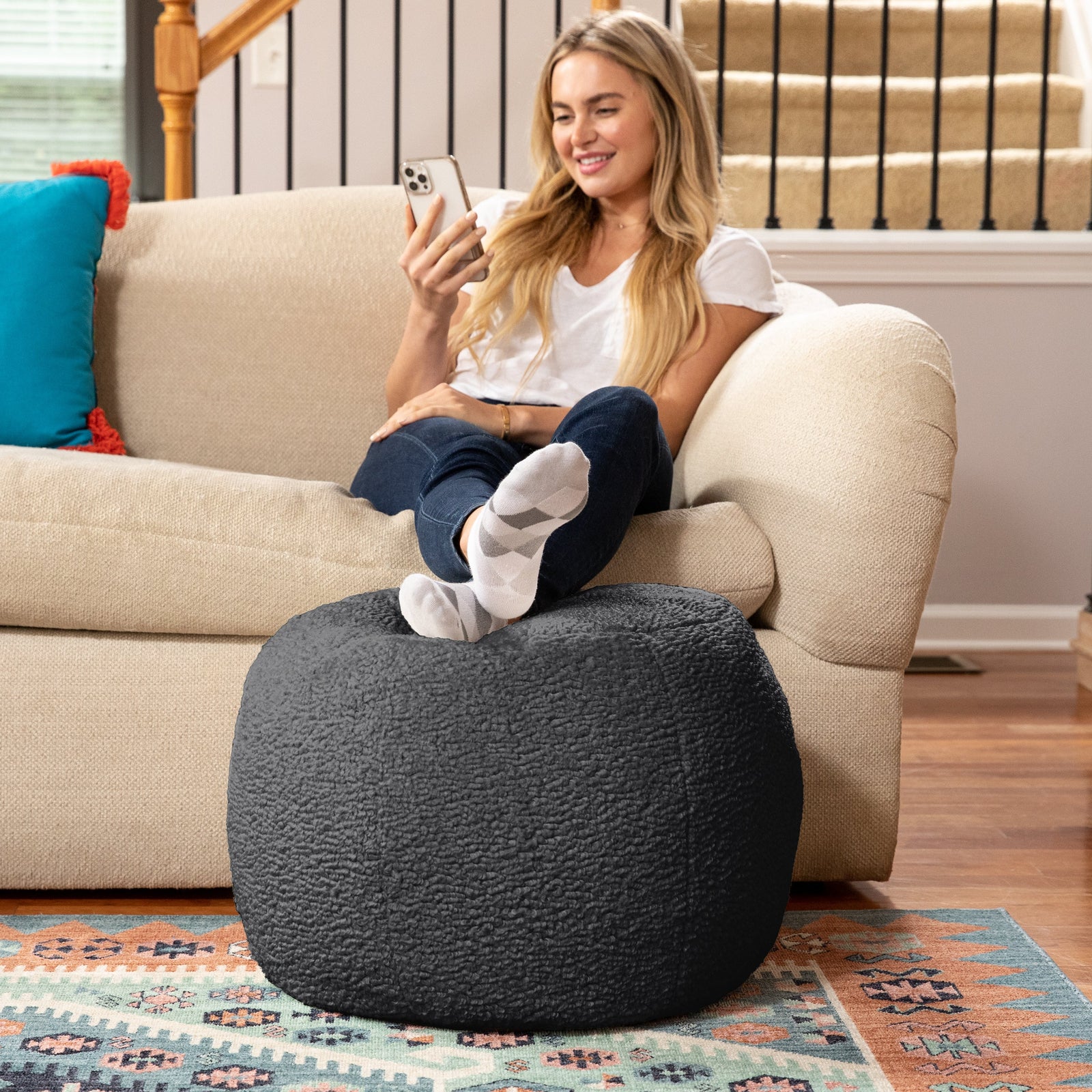 Ellis - Small in Black Sherpa