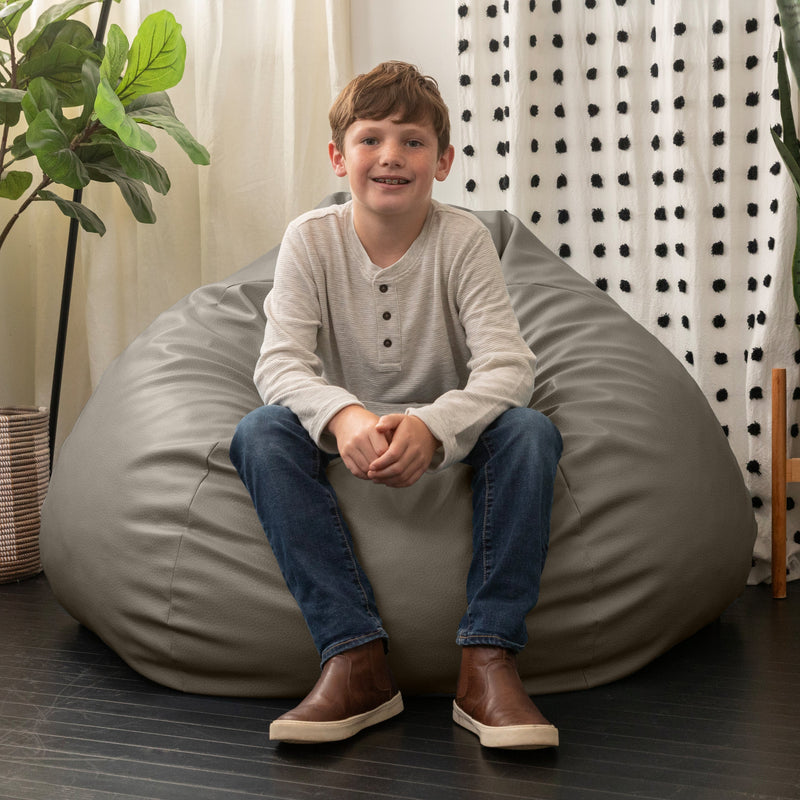 Pazi in Gray Cobblestone Faux Leather