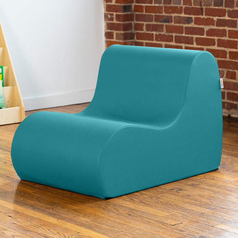 Midtown Medium in Aqua Vinyl