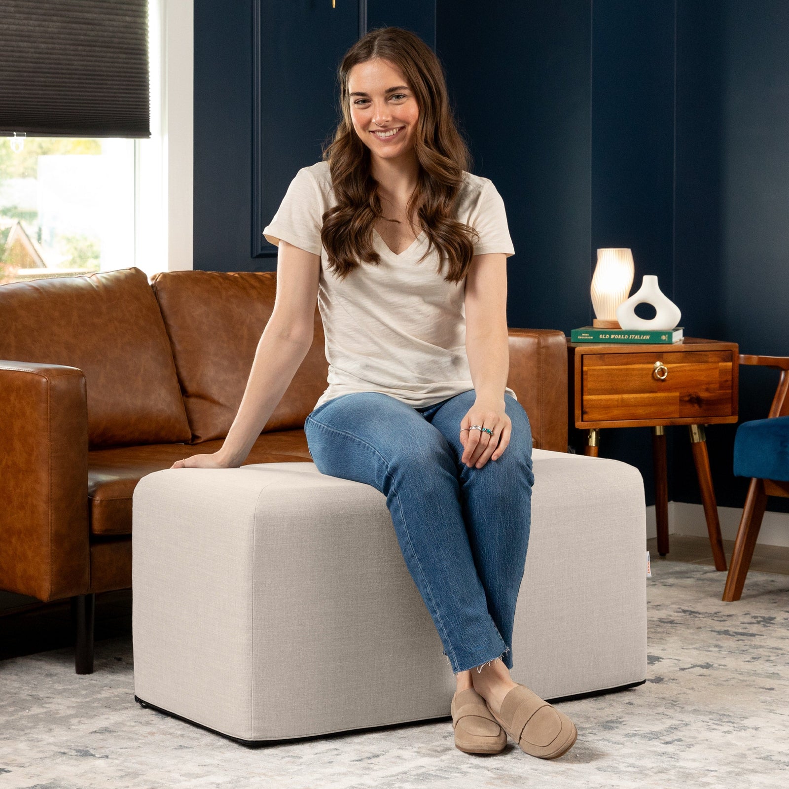 Monroe Large in Mist Gray FibreGuard Smart Microvelvet