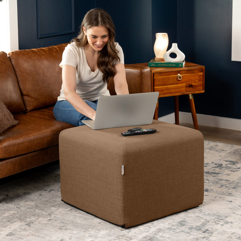 Monroe Medium in Earth Brown FibreGuard Smart Microvelvet