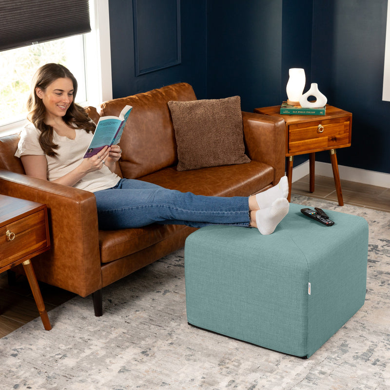 Monroe Medium in Lagoon FibreGuard Smart Microvelvet