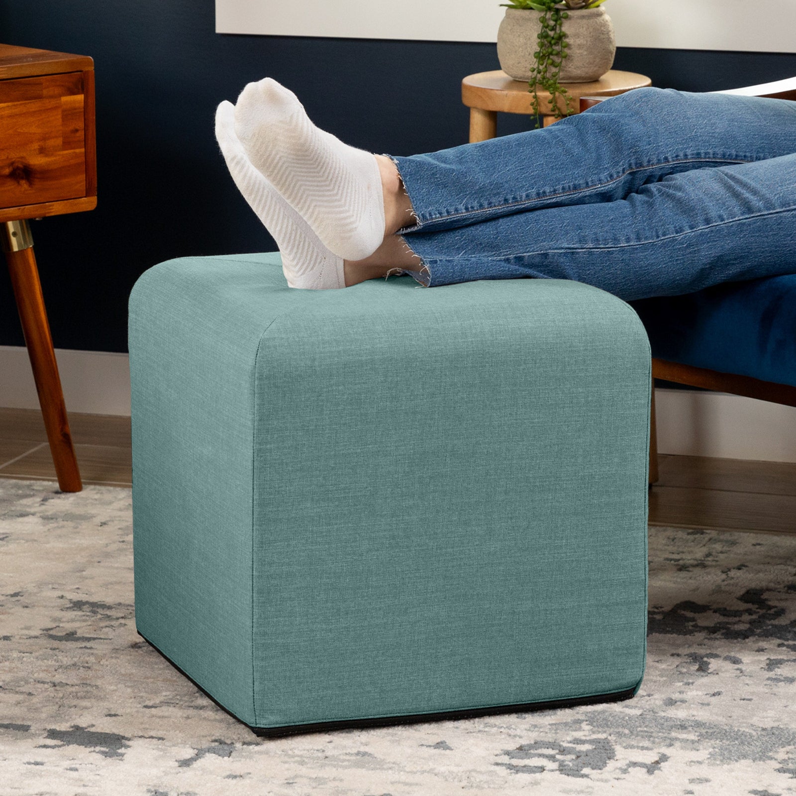 Monroe in Lagoon FibreGuard Smart Microvelvet