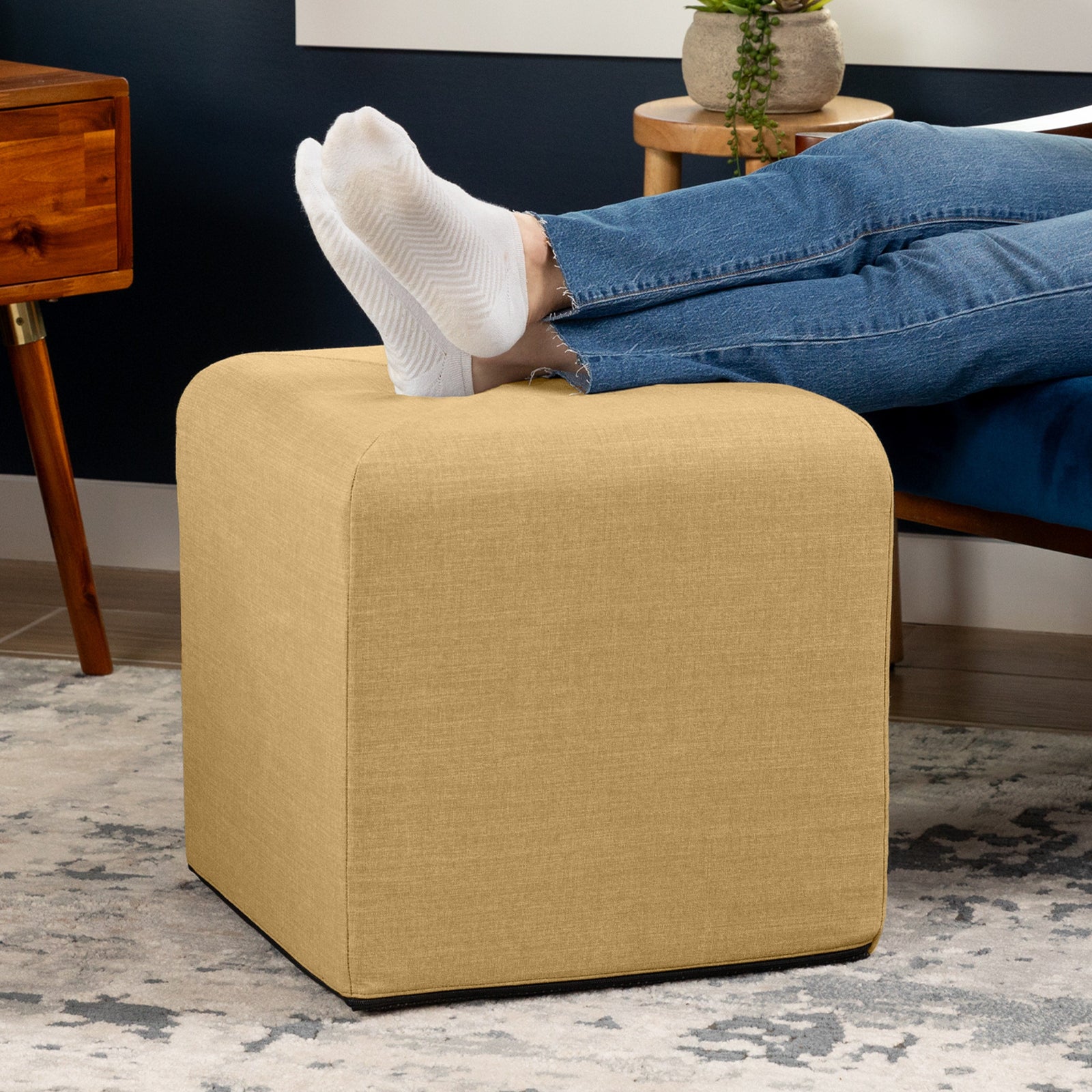 Monroe in Wheat Gold FibreGuard Smart Microvelvet