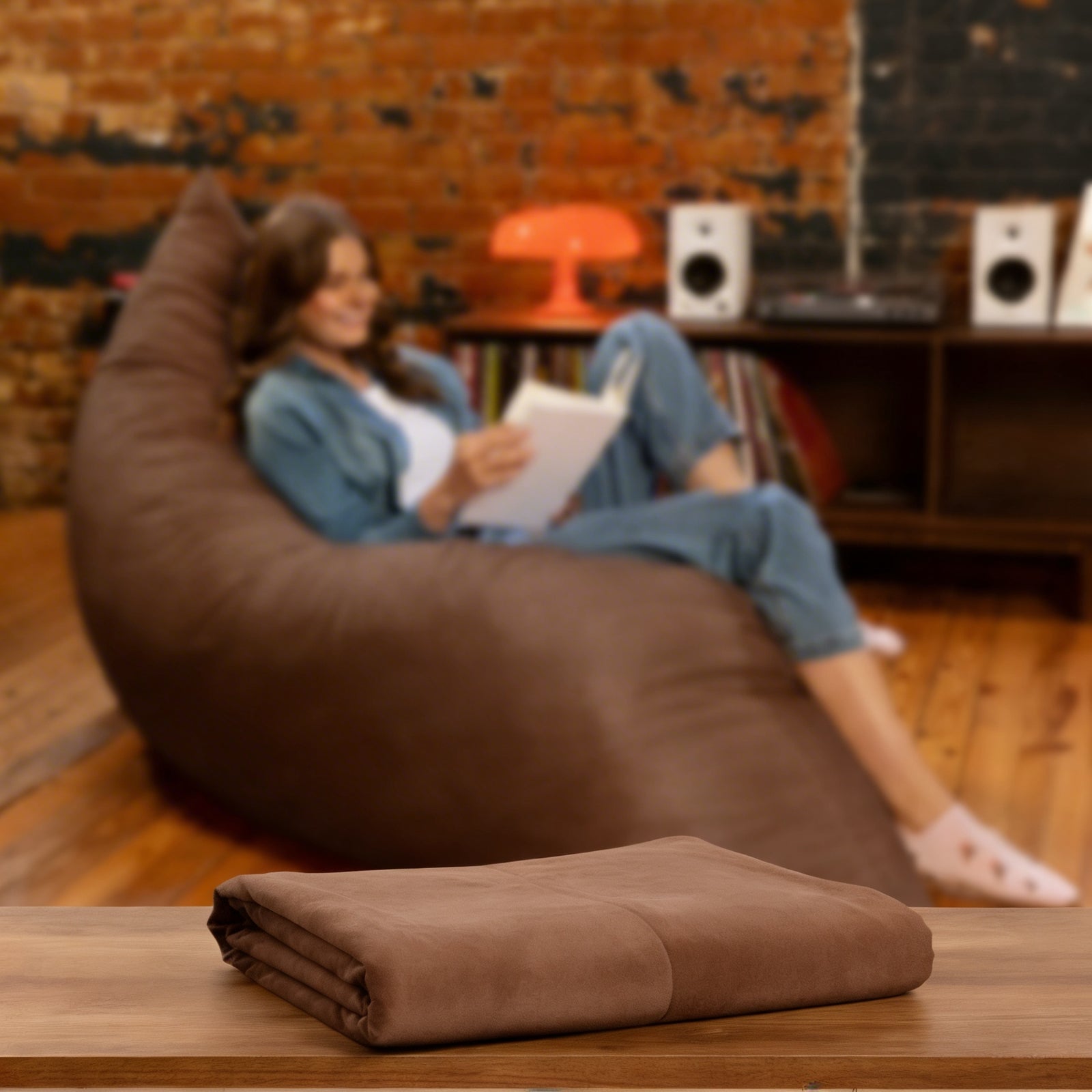 Pillow Saxx 5 Refresh™ in Chocolate Microsuede