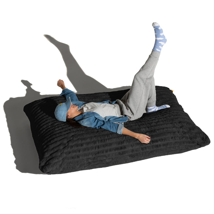 Pillow Saxx 5 in Striped Black Faux Fur