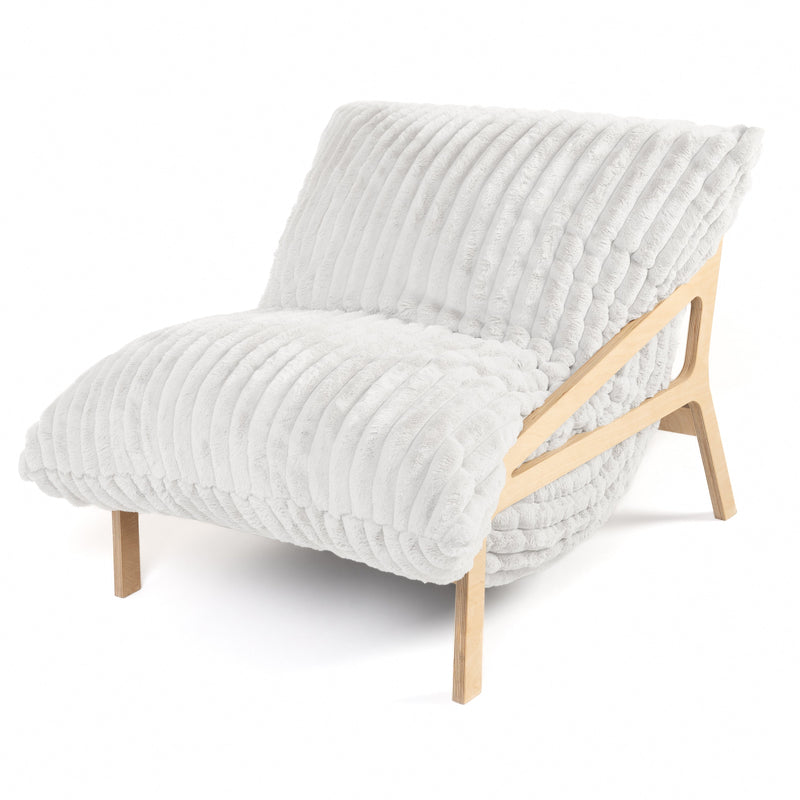 Pillow Saxx 5 Chair in Striped White Faux Fur