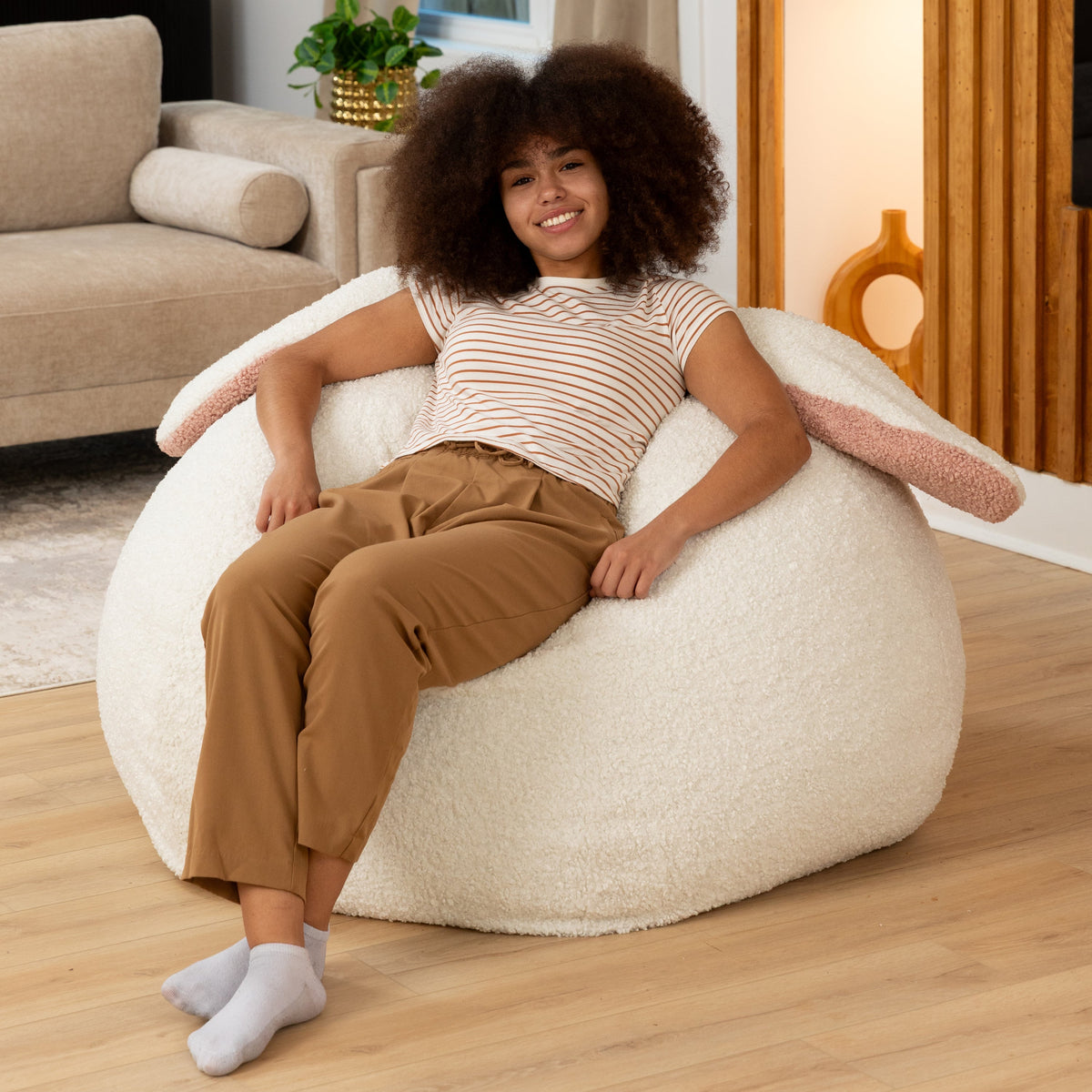 HopSeat by Raven-Symoné in White Sherpa