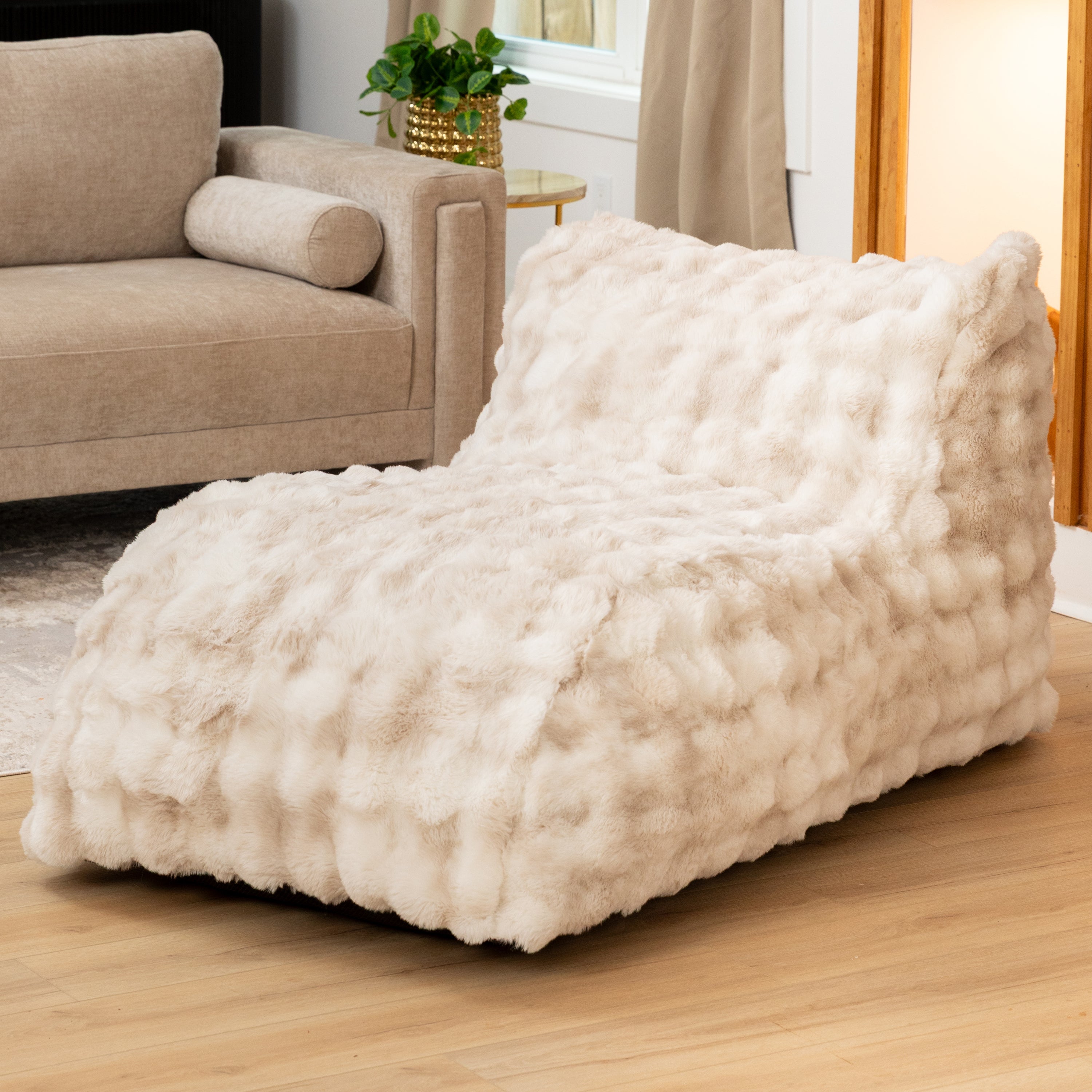 Raven Relaxer by Raven-Symoné - Lounge Chair – Jaxx Living
