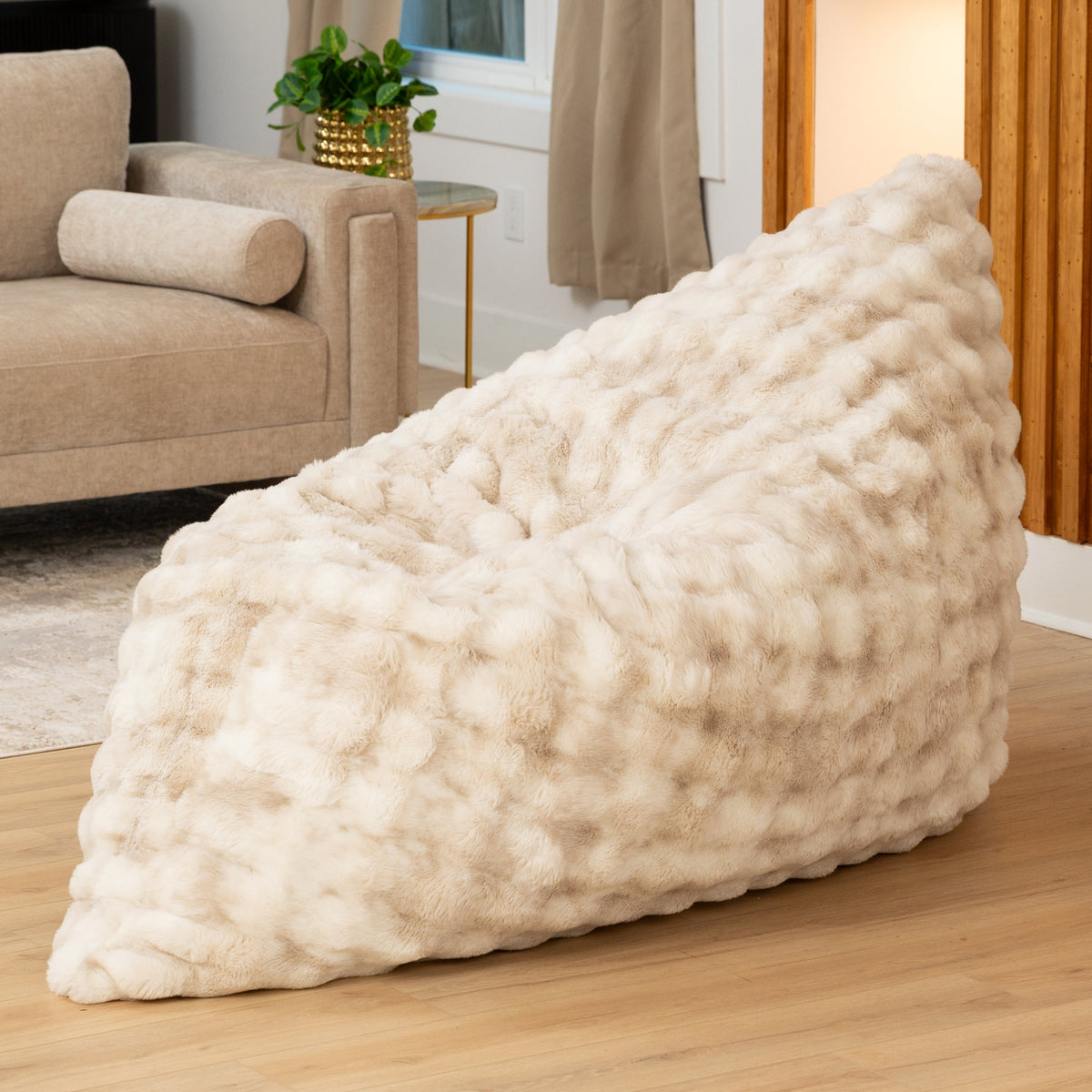 LoungePuff by Raven-Symoné in Phantom Cream Faux Fur