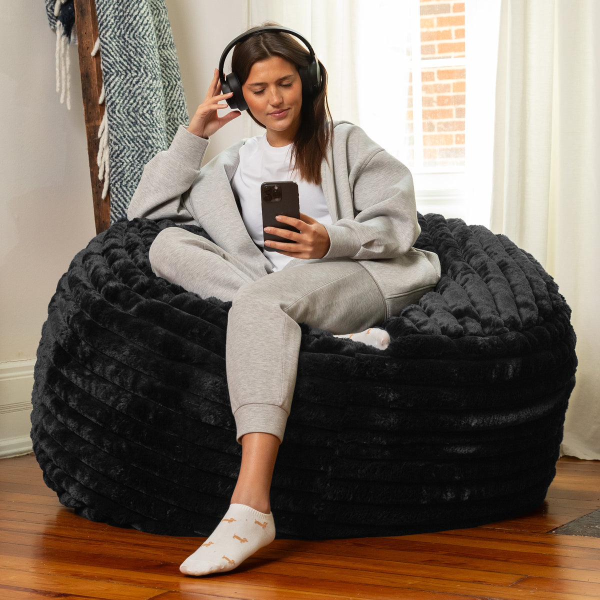Saxx 4 in Striped Black Faux Fur