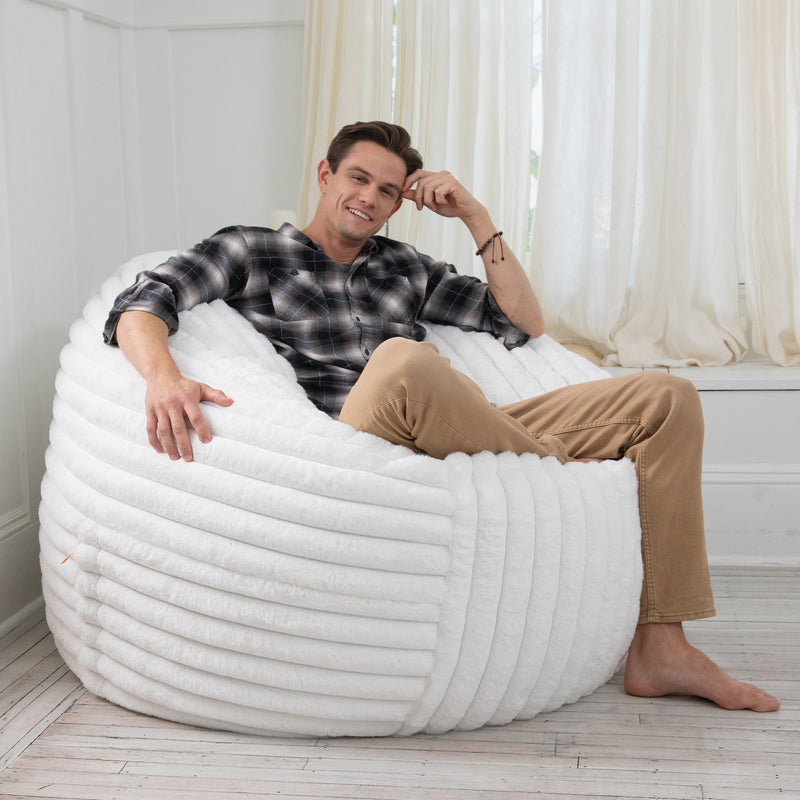 Saxx 5 in Striped White Faux Fur